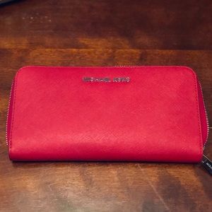 Michael Kors Red Jet Set Wallet